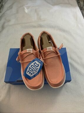 Womens Hey Dude pink Wendy stretch canvas shoes size 9